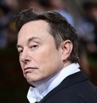 Elon_Mucs